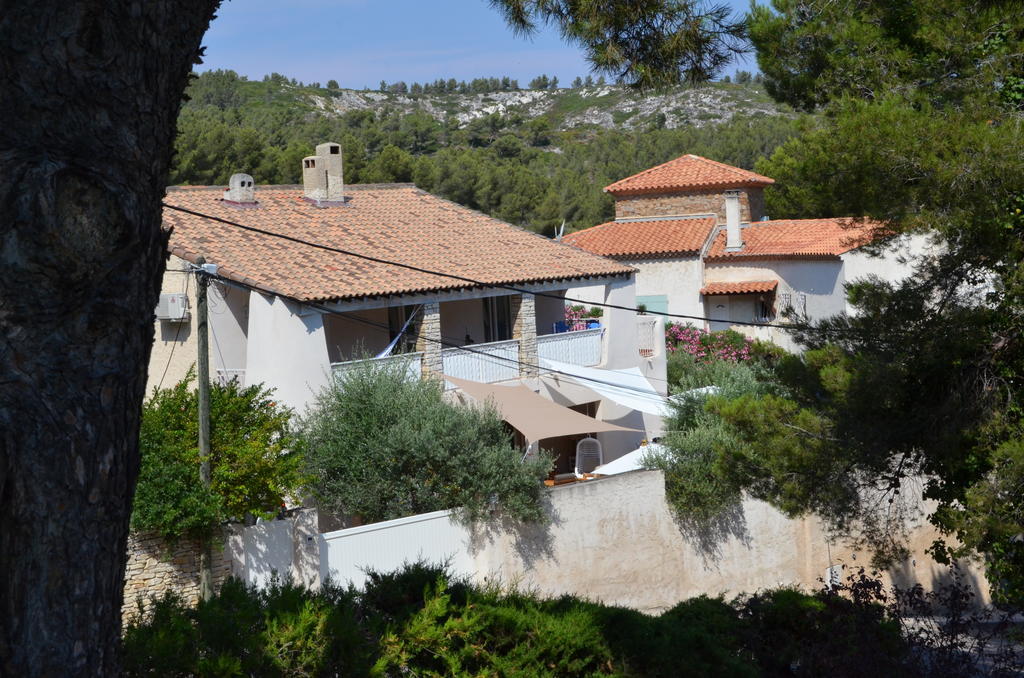 קארי-לה-רואה Les Chambres D'Hotes Du Grand Mornas מראה חיצוני תמונה